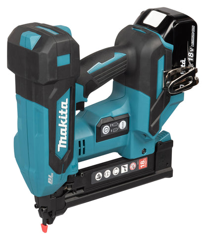 Makita DST630 18V LXT Cordless Narrow Crown Stapler, L/90, 9.5–38 mm