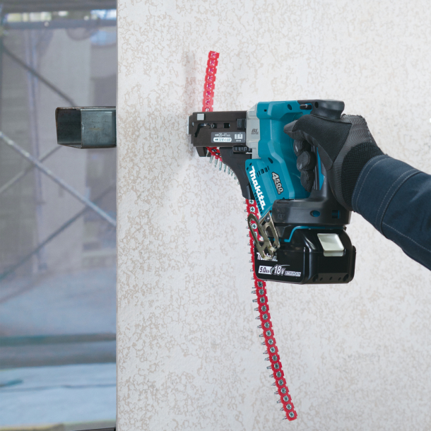 Makita 18V LXT skrūvmašīna DFR453Z (automātiskā skrūvju padeve; 20-41mm; bez akumulatora) (7)